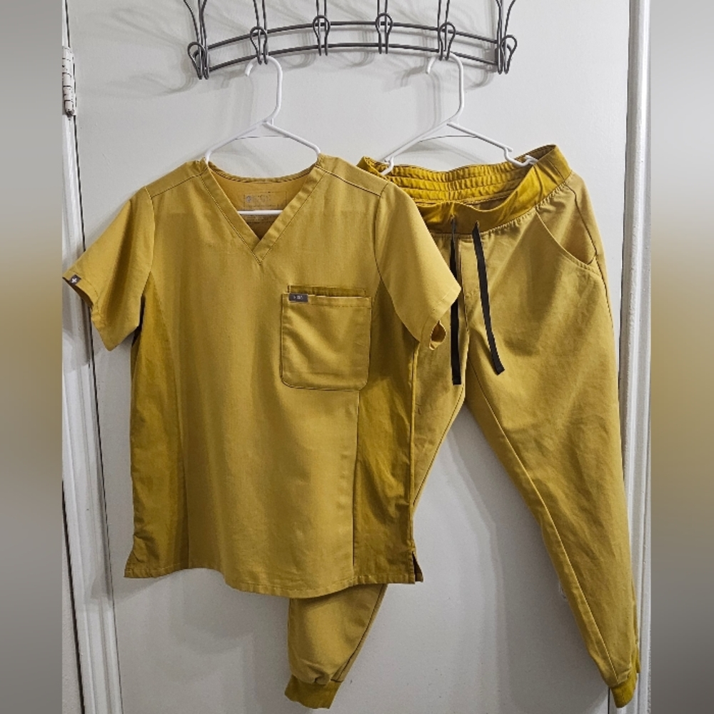 Figs Light Gold Scrubs